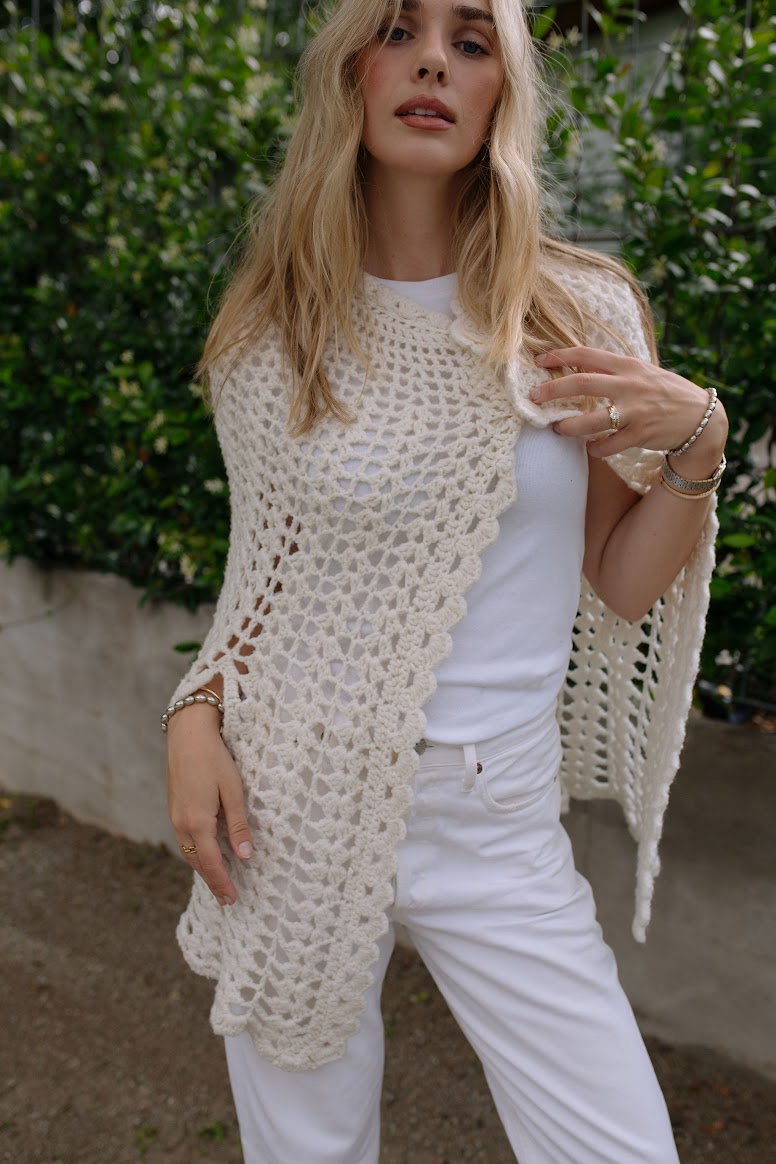 1970s Hand Knit Open Shawl